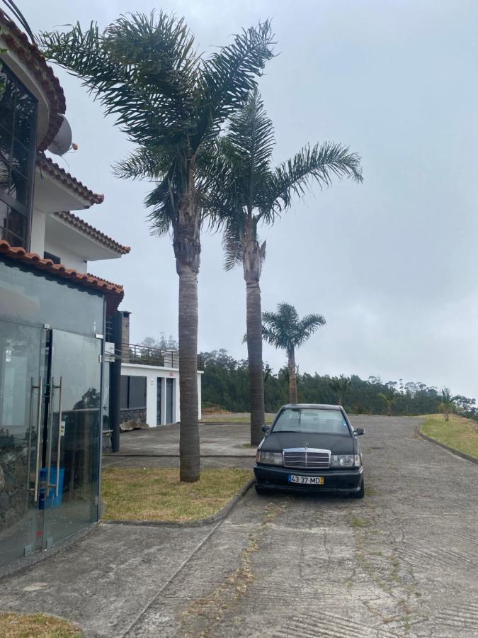 Hollywood Villa Campanário Exterior photo